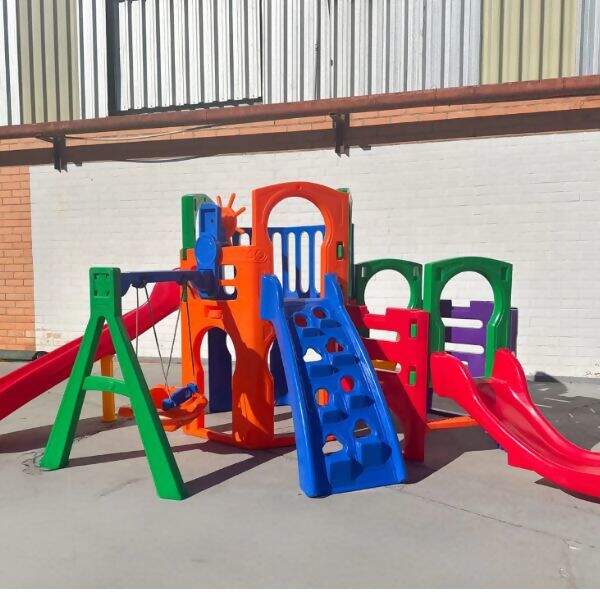 playground-multiplay-fly-50011033-6